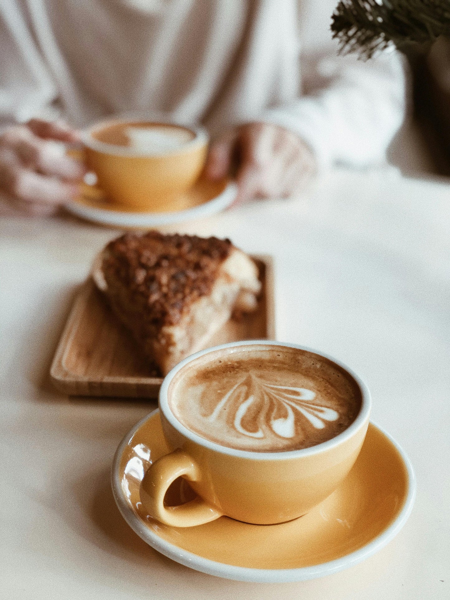 Café con leche de avena Oatly edición barista Bio. Leche de avena natural. Leche sin lactosa. Leche sin gluten. Leche vegetal.