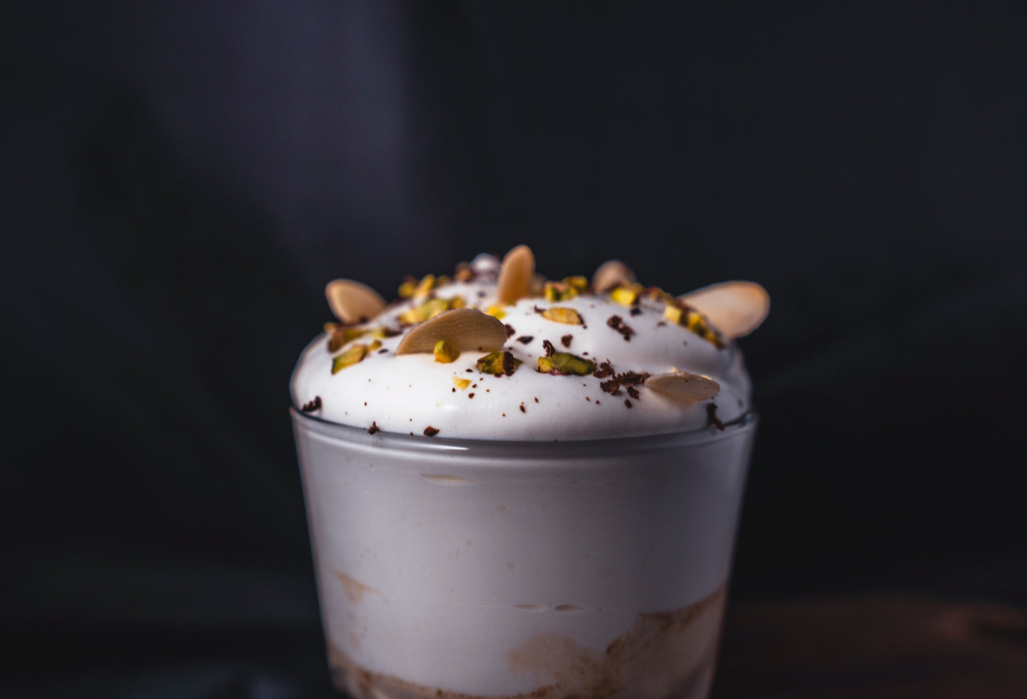 Frappé de chocolate blanco FONTE. Bote de 2 Kg. Bebida de frappé de chocolate blanco. White chocolate frappe.
