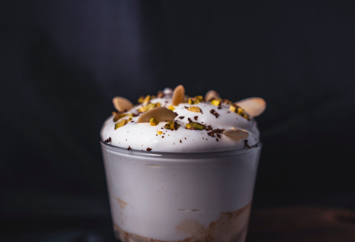 Frappé de chocolate blanco FONTE. Bote de 2 Kg. Bebida de frappé de chocolate blanco. White chocolate frappe.