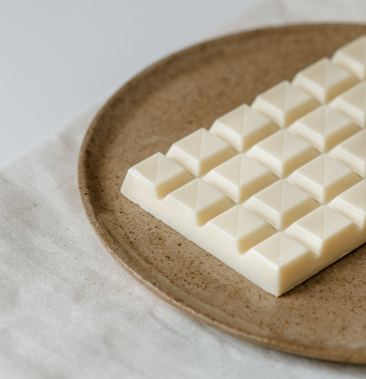 Crema de chocolate blanco. Bote de 2,5 Kg. White chocolate sauce.