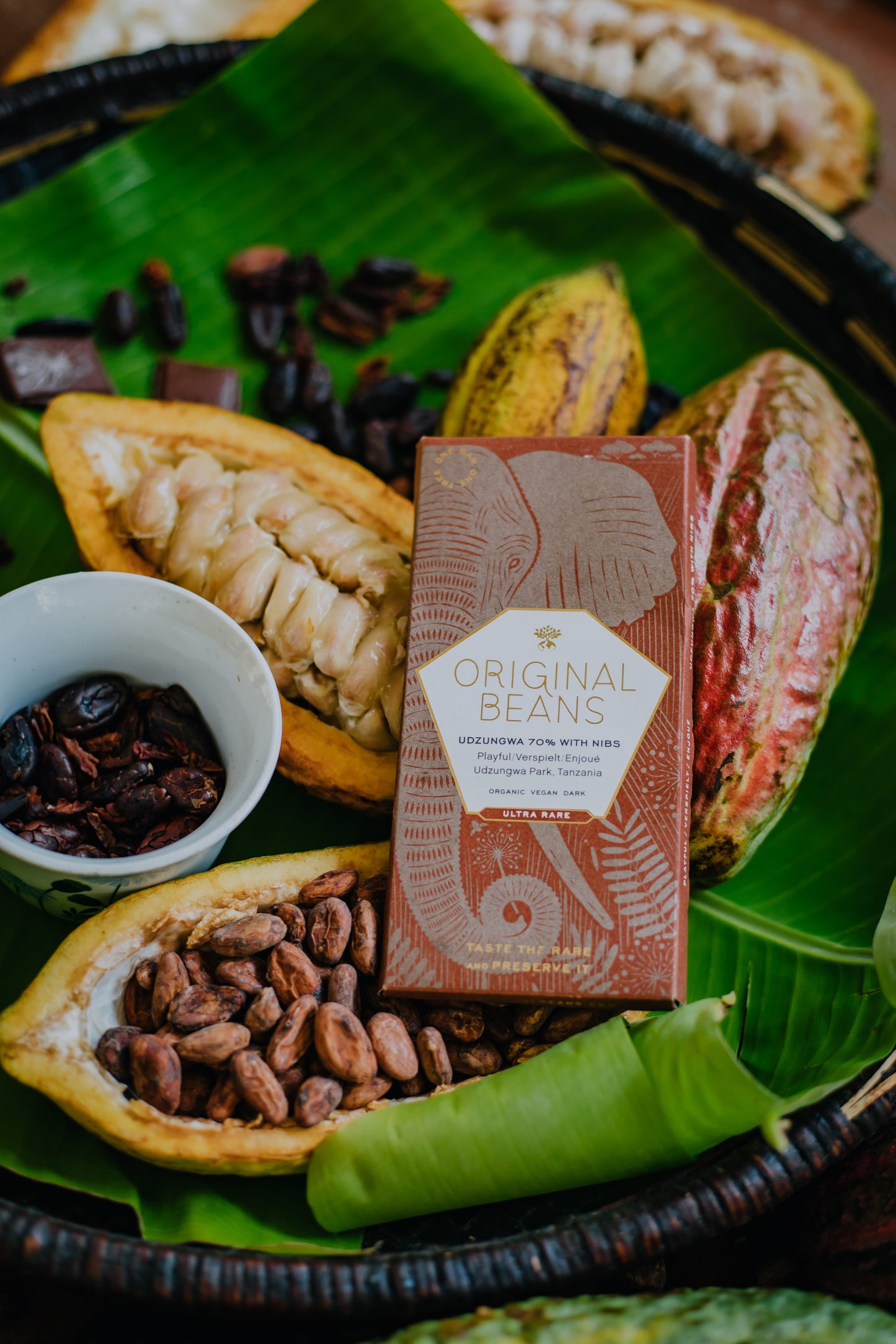 Tabletas de chocolate de especialidad. Tabletas de chocolate. Chocolate gourmet. Chocolate reposteria. Chocolate recolectado  en la region de Udzungwa, Tanzania. Paquete de 13 tabletas de 70g cada una. Specialty chocolate bars from Tanzania.